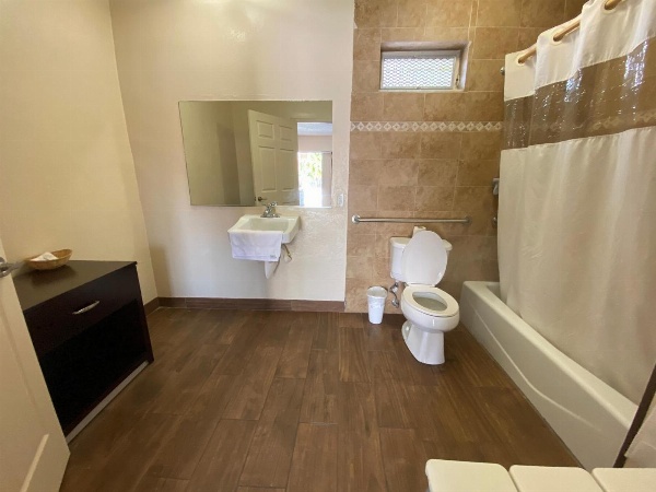 Coral Roc Motel Main image